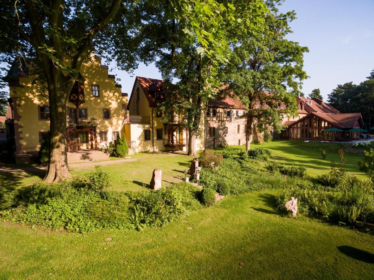 Schlosshotel Weyberhoefe Hösbach Εξωτερικό φωτογραφία